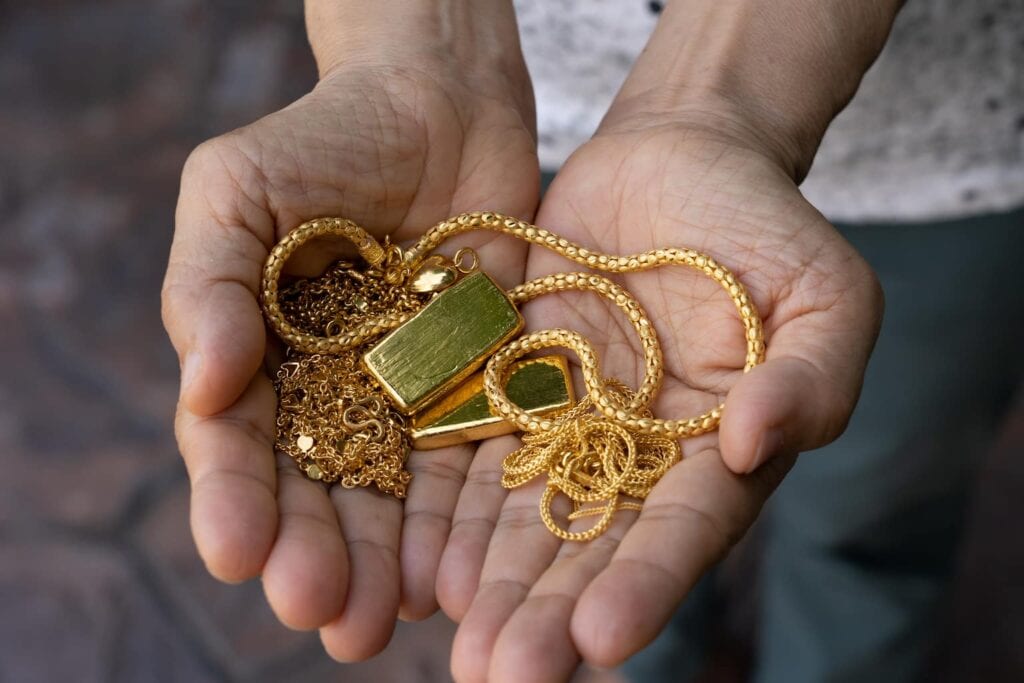 รู้ต้นเหตุทองหมอง ใส่ทองห้ามโดนอะไร