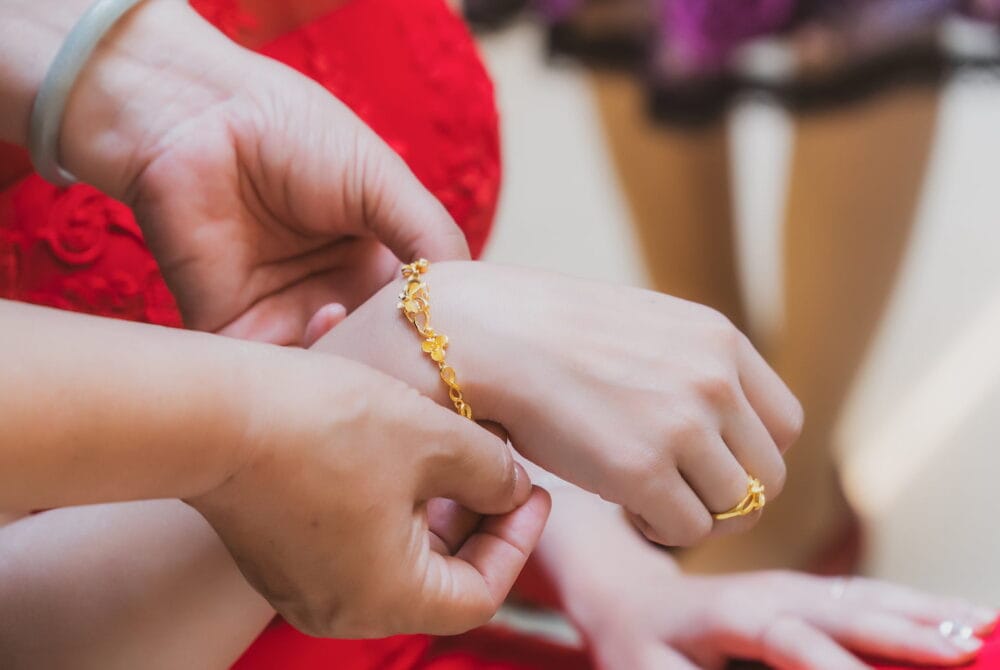 สวมใส่ทองห้ามโดนอะไร รู้ไว้หากไม่อยากให้ทองหมอง